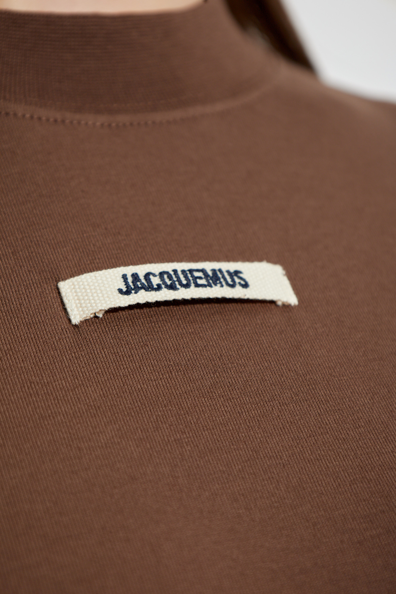 JACQUEMUS TSW00133AJ00124130 関税送料込 Brown T-shirt with logo patch Jacquemus - Vitkac AS
